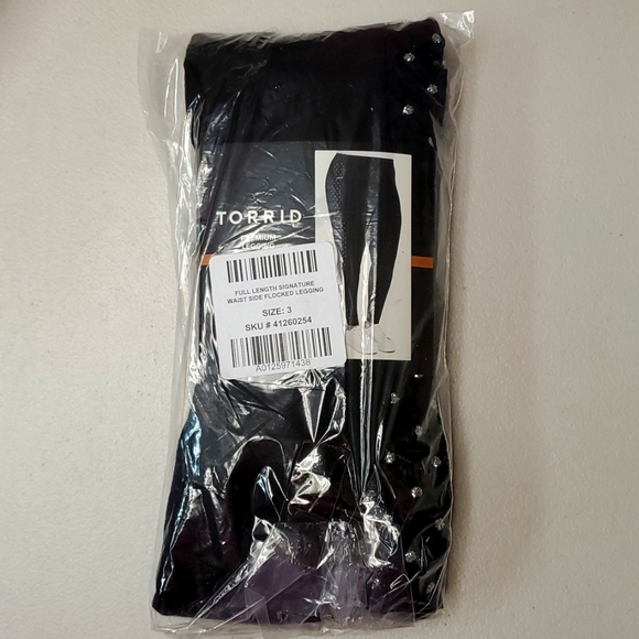 ❤️NWT VINTAGE TORRID RHINESTONE MESH SIDE PANEL LEGGING - FULL LENGTH PLUS SIZE - Picture 8 of 12